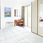 Apart-hotel Queen Rimini