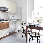 Apart-hotel Queen Rimini