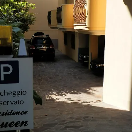 Aparthotel Residence Queen 3*