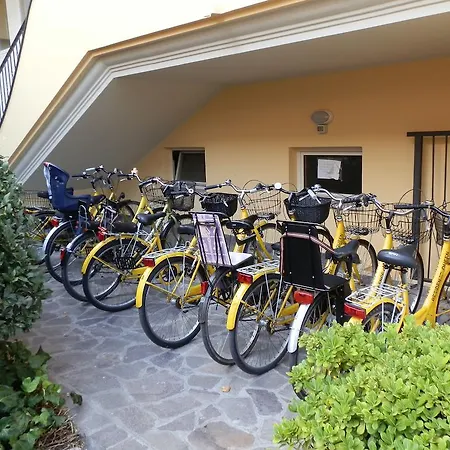 Aparthotel Residence Queen 3*