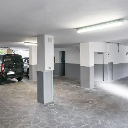 Queen Apart Otel Rimini