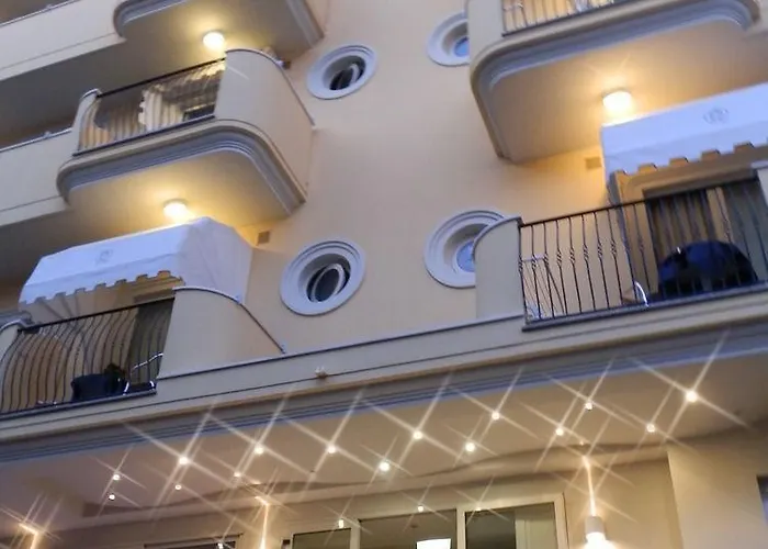 Queen Appart hôtel 3*